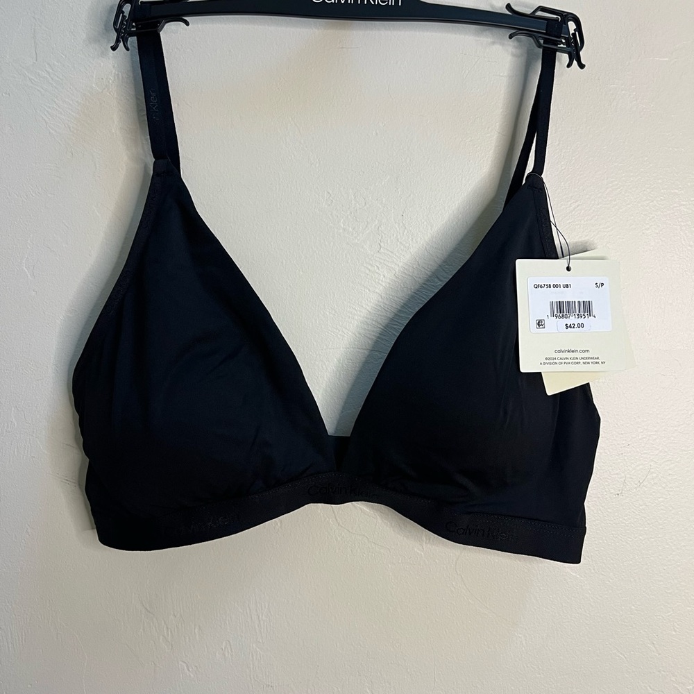 Calvin Klein‎ Black Wireless Triangle Bralette with Adjustable Straps